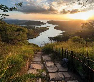 Where to stay near Trilha do Pico Paraná: costs, routes and planning tips