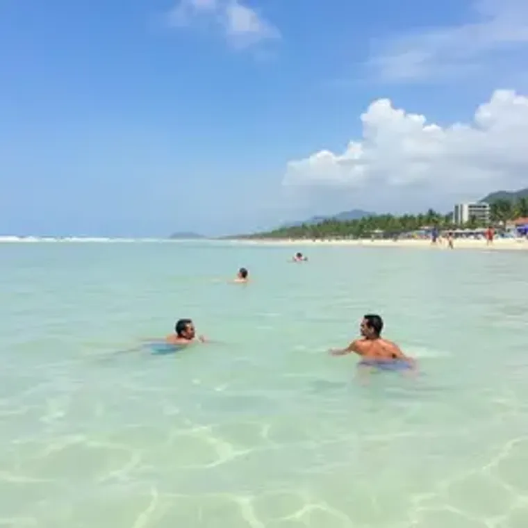 Is Praia de Meia Praia safe for swimming: essential FAQ for Brazil visitors