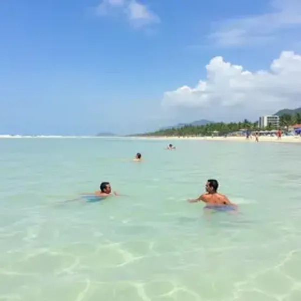 Is Praia de Meia Praia safe for swimming: essential FAQ for Brazil visitors