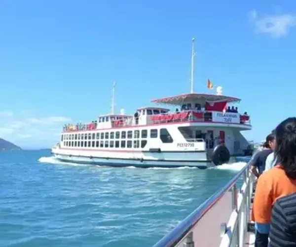 Ferry to Ilha do Mel transfer guide for tourists: how to book and compare options