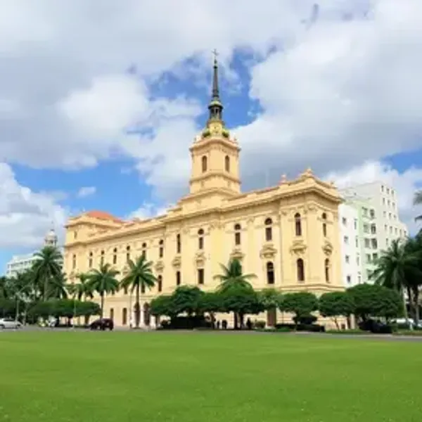 Hostels in Porto Alegre with parking: best options for your Brazil itinerary