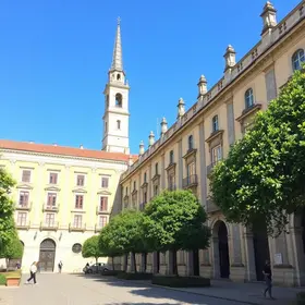Centro Histórico de Alcântara vs nearby attractions: differences, pros and travel tips