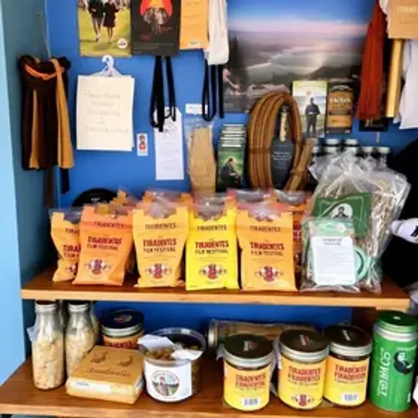 Souvenirs and local products at Tiradentes Film Festival: location, access and nearby highlights