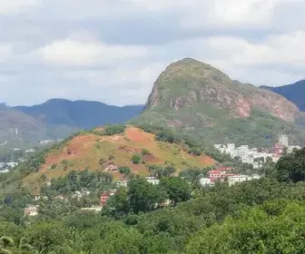 Melhor época para conhecer Penha: clima, custos e planejamento