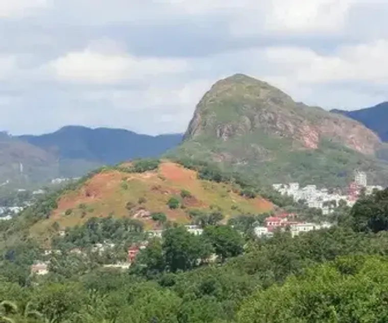 Melhor época para conhecer Penha: clima, custos e planejamento